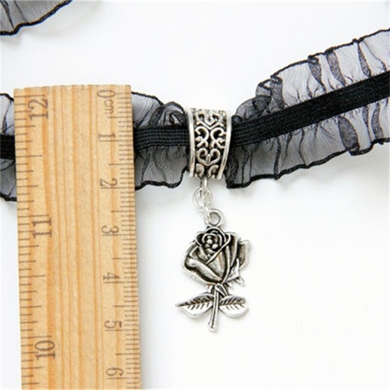 Gothic Vintage Lace Choker