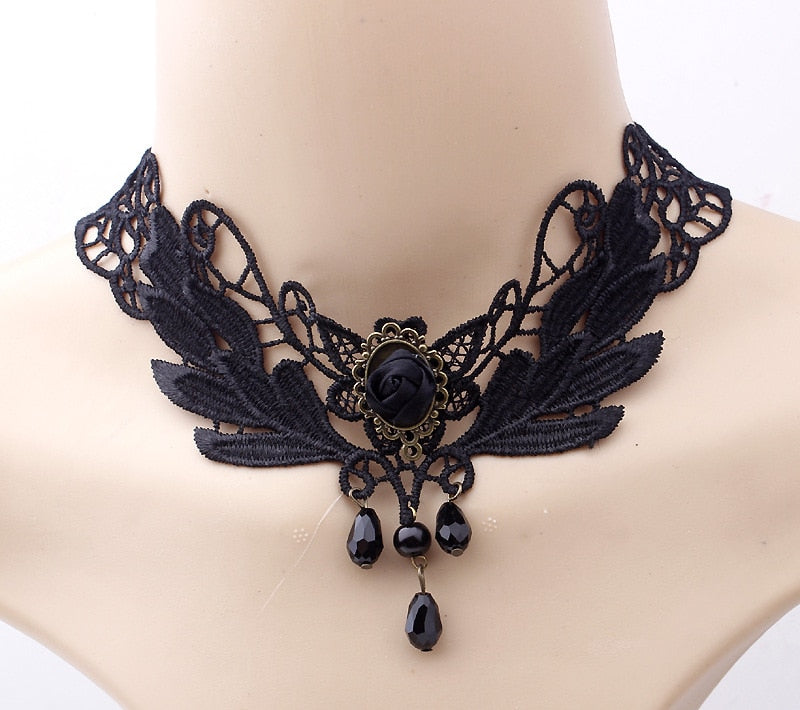 Necklace Black Lace Collar Vintage