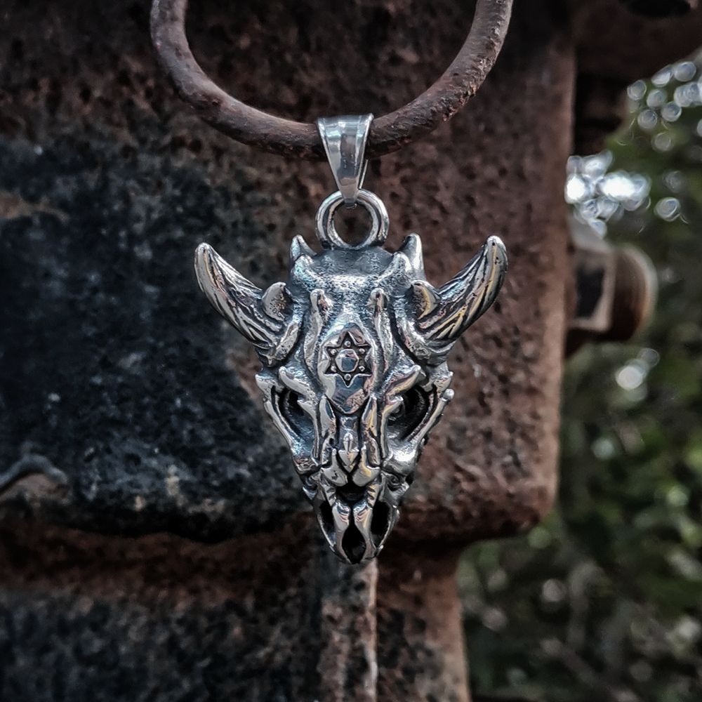 Devil Sheep Skull Pendant Punk Stainless Jewelry