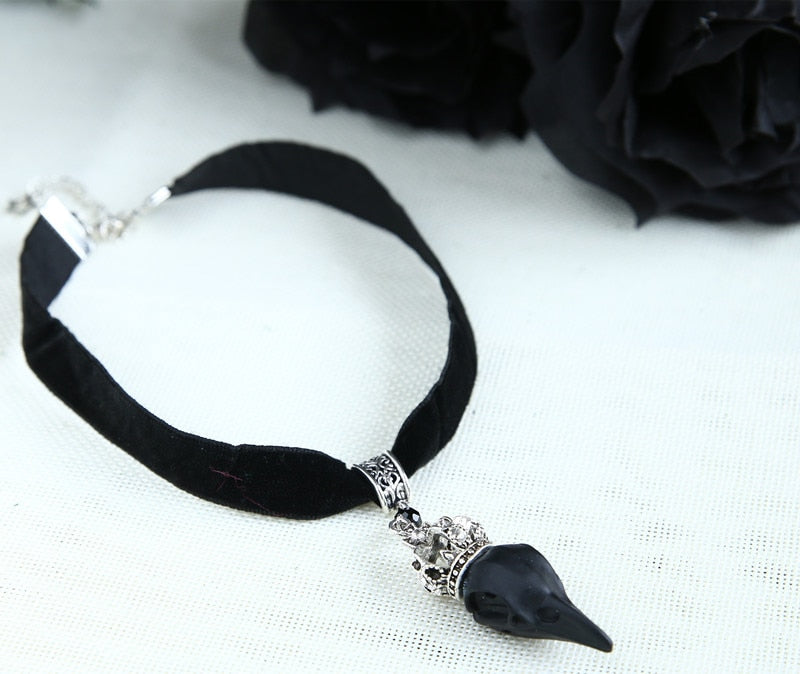 Skull Raven with Crown Pendant Gothic