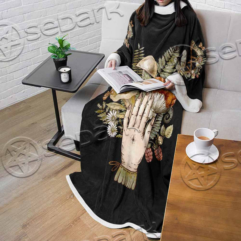Green Witch Hand With All Seeing Eye SED-1113 Sleeved Blanket