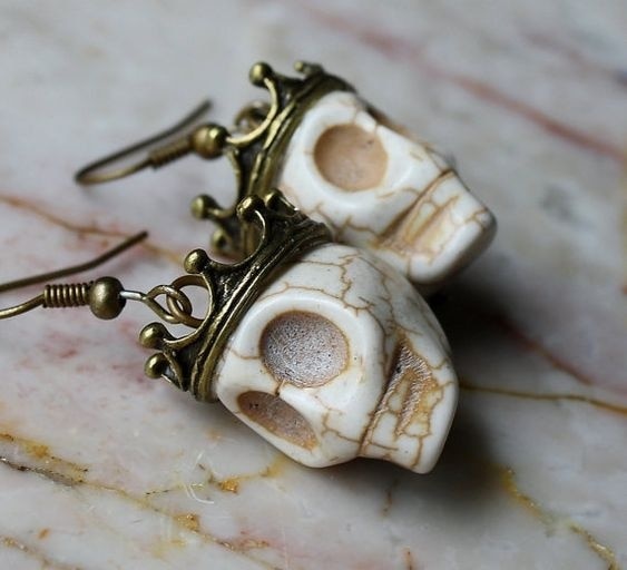 Vintage Gothic Crowned Skull Earrings