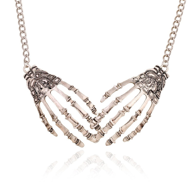 Gothic Skull Claws Necklace