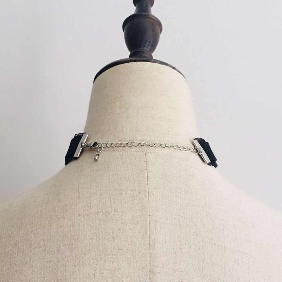 Gothic Eyes Lace Choker Necklace