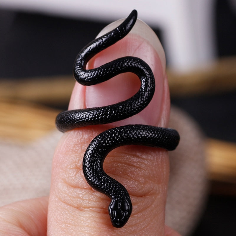 Goth Snake Ring Adjustable