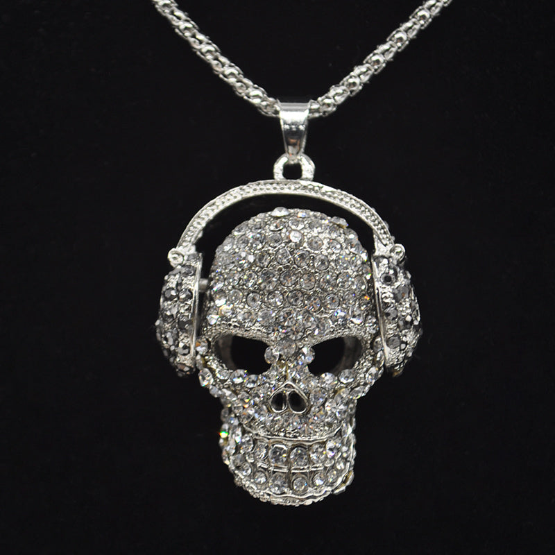 Skull headphones necklace