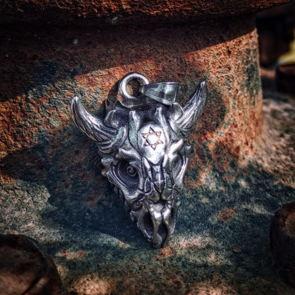 Devil Sheep Skull Pendant Punk Stainless Jewelry
