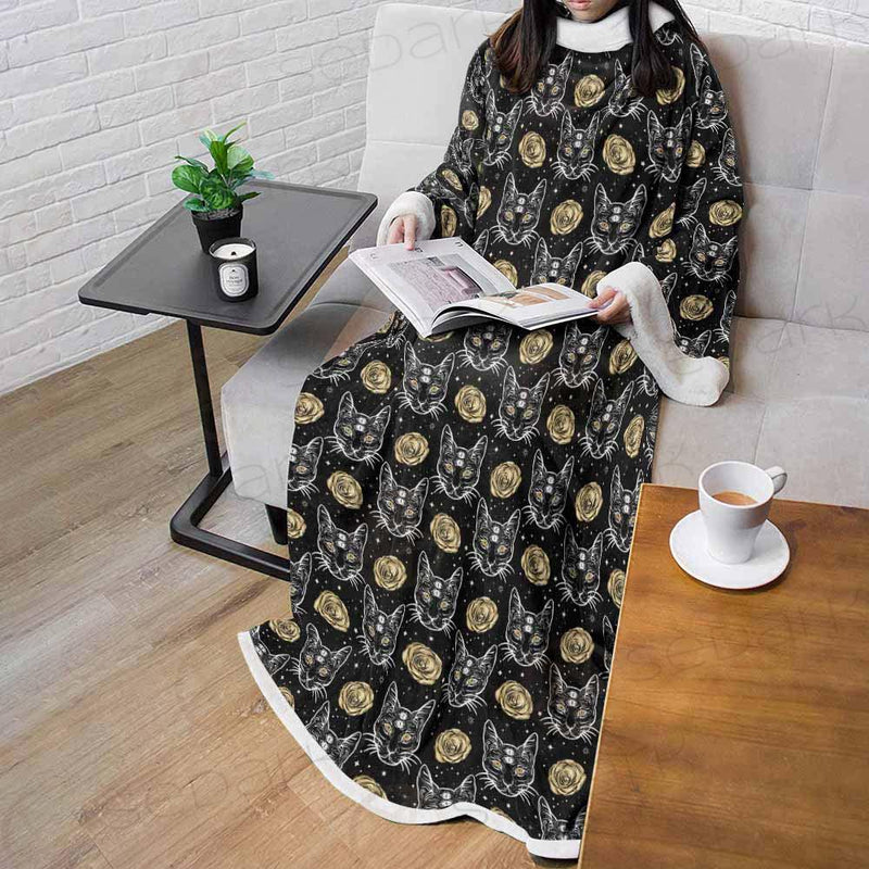 Four Eyed Cat Roses SDN-1011 Sleeved Blanket