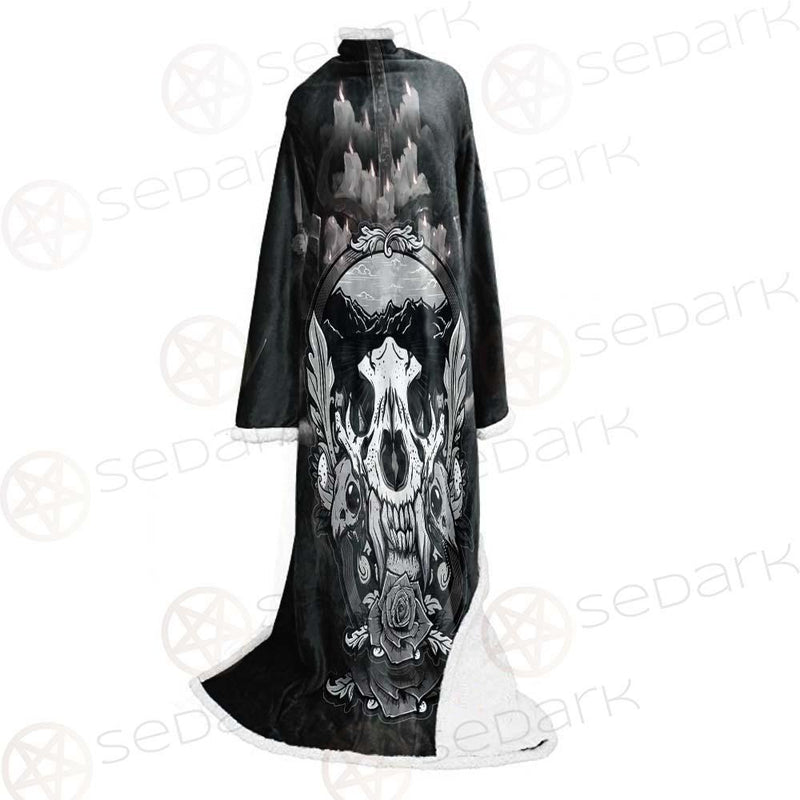 Mirror The Devil SED-0095 Sleeved Blanket