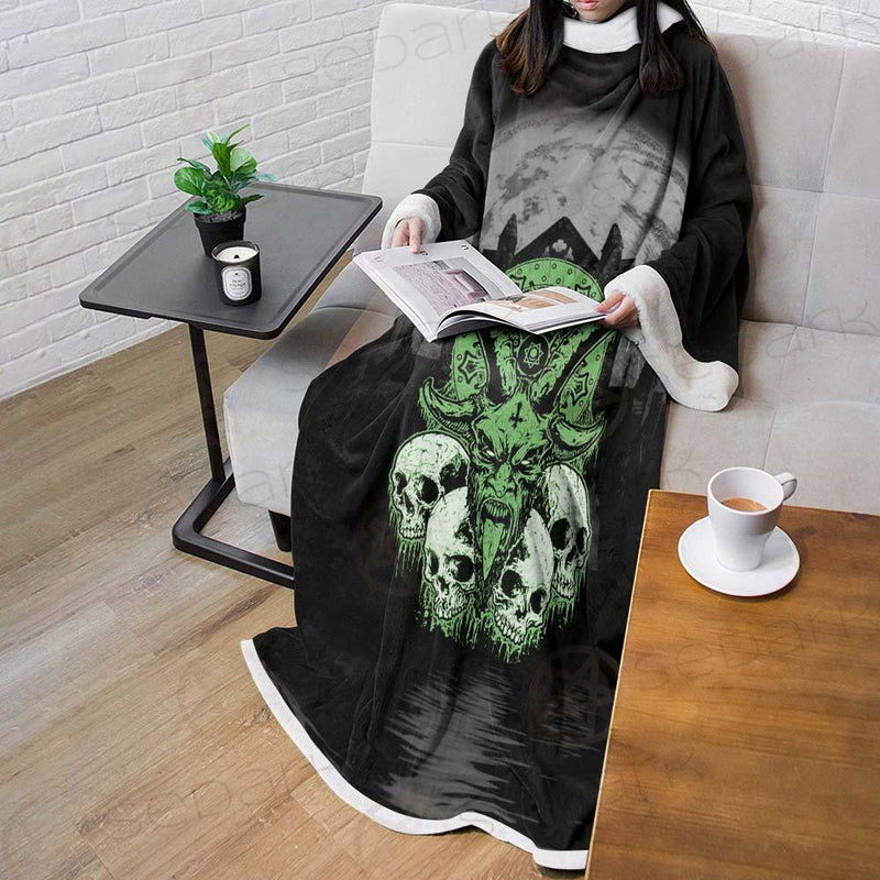 Satan Skull SED-0521 Sleeved Blanket