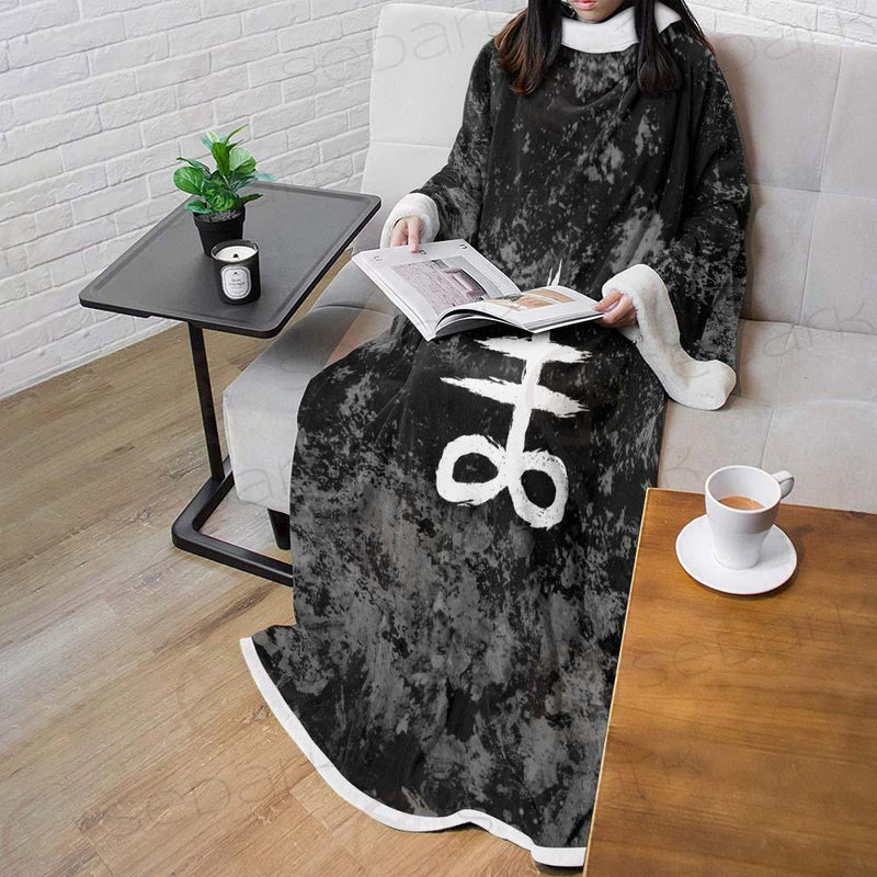 Satanic Symbol SED-0522 Sleeved Blanket