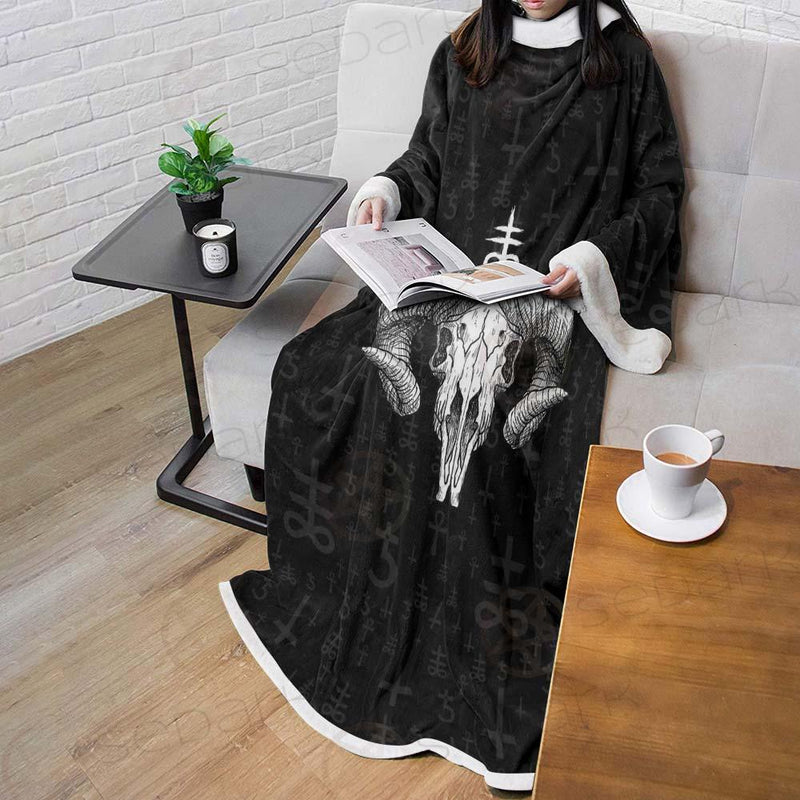 Devil Skull SED-0555 Sleeved Blanket