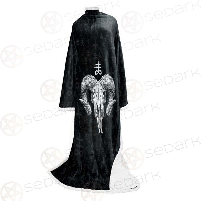 Devil Skull SED-0555 Sleeved Blanket