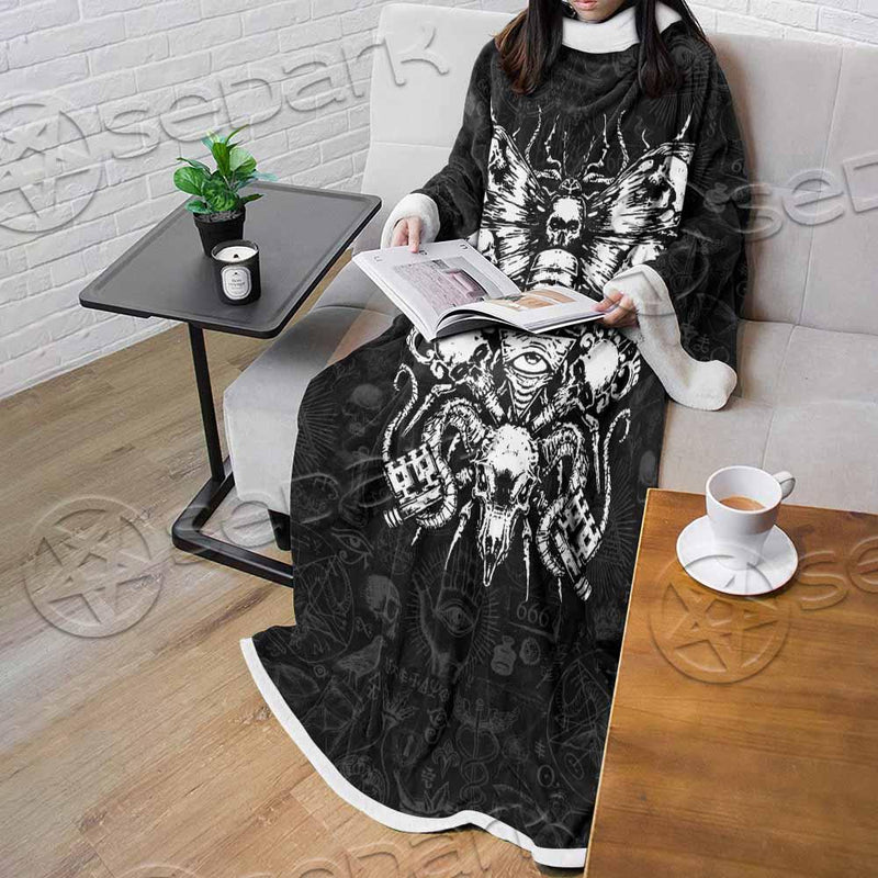 Satan Death Moth SED-0862 Sleeved Blanket