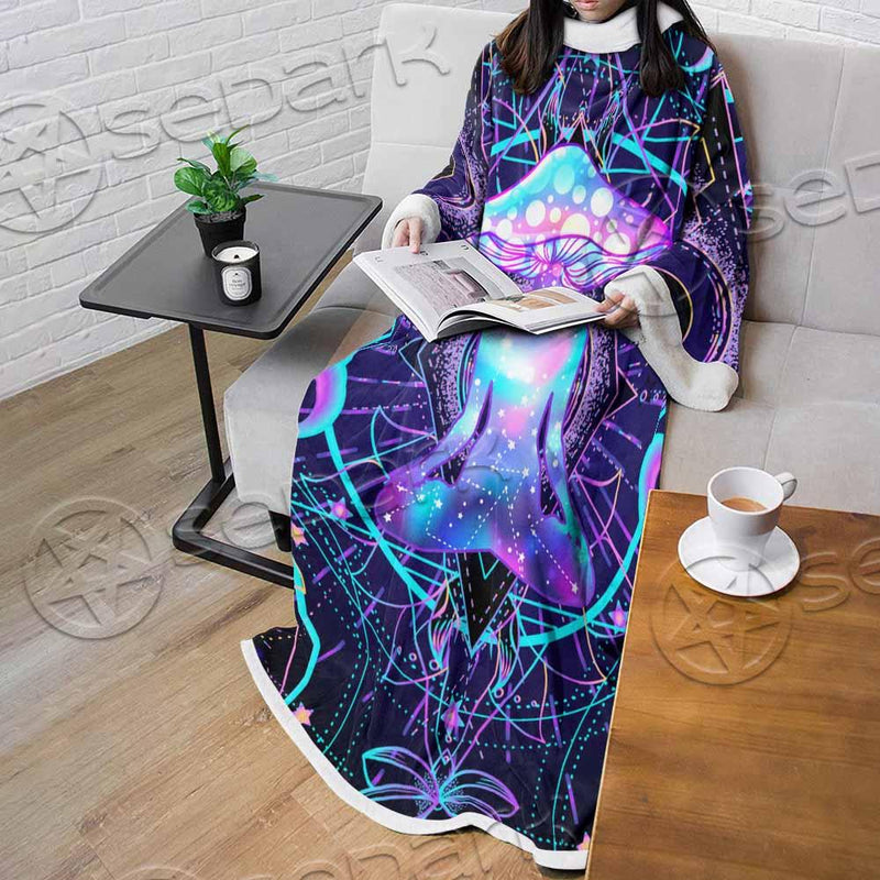 Psychedelic Esoteric Art SED-0880 Sleeved Blanket