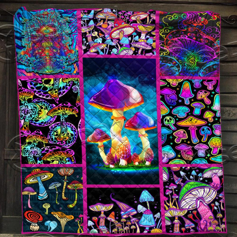 Psychedelic Magic Mushrooms SED-0925 Quilt