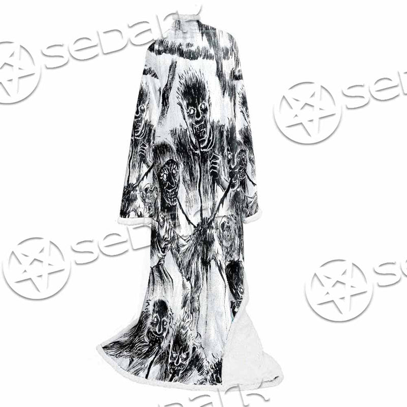 Berserk Creatures Battle Black White SED-1043 Sleeved Blanket